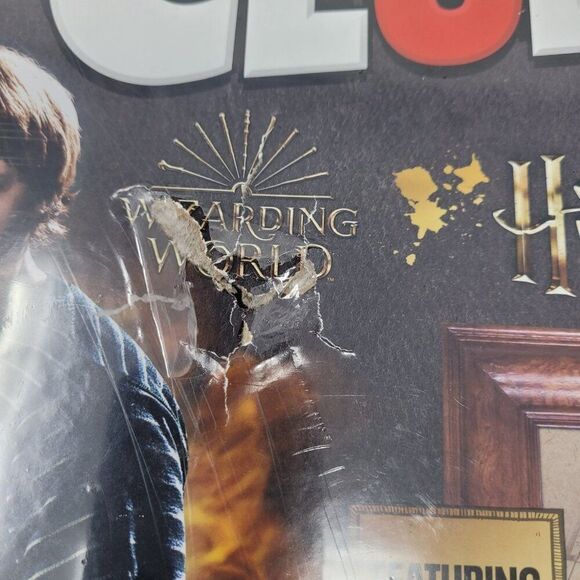 Clue Mystery Game Harry Potter Moving Hogwarts Gameboard Hasbro New Sealed READ - Picture 3 of 12